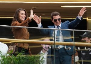 فرود بالگرد «تام کروز» در یک منزل مسکونی؛ سقوط قطار Mission: Impossible 7 به ته دره؛ تصاویر فیلمبرداری قسمت هفتم در بیرمنگام