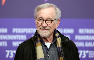 steven-spielberg-8-309x197.jpg