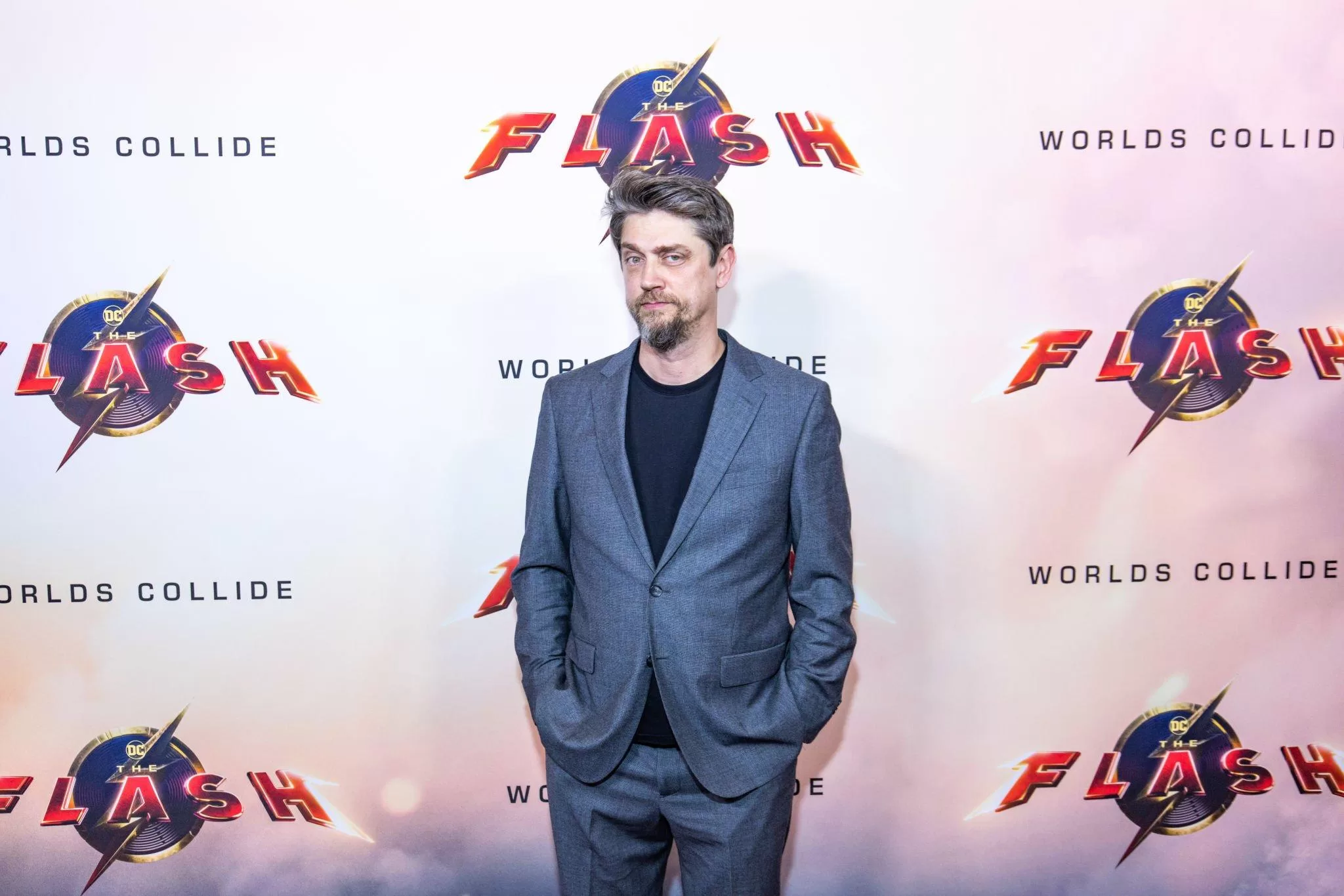 news-background