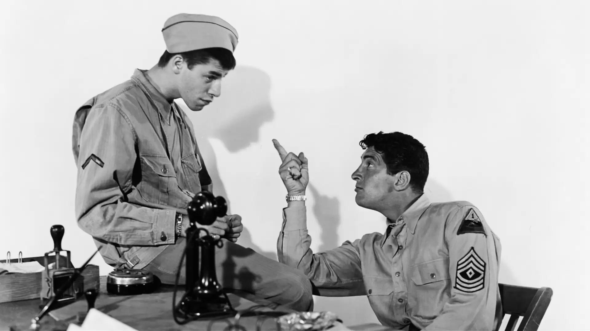 دانلود فیلم At War with the Army 1950 با تماشای آنلاین