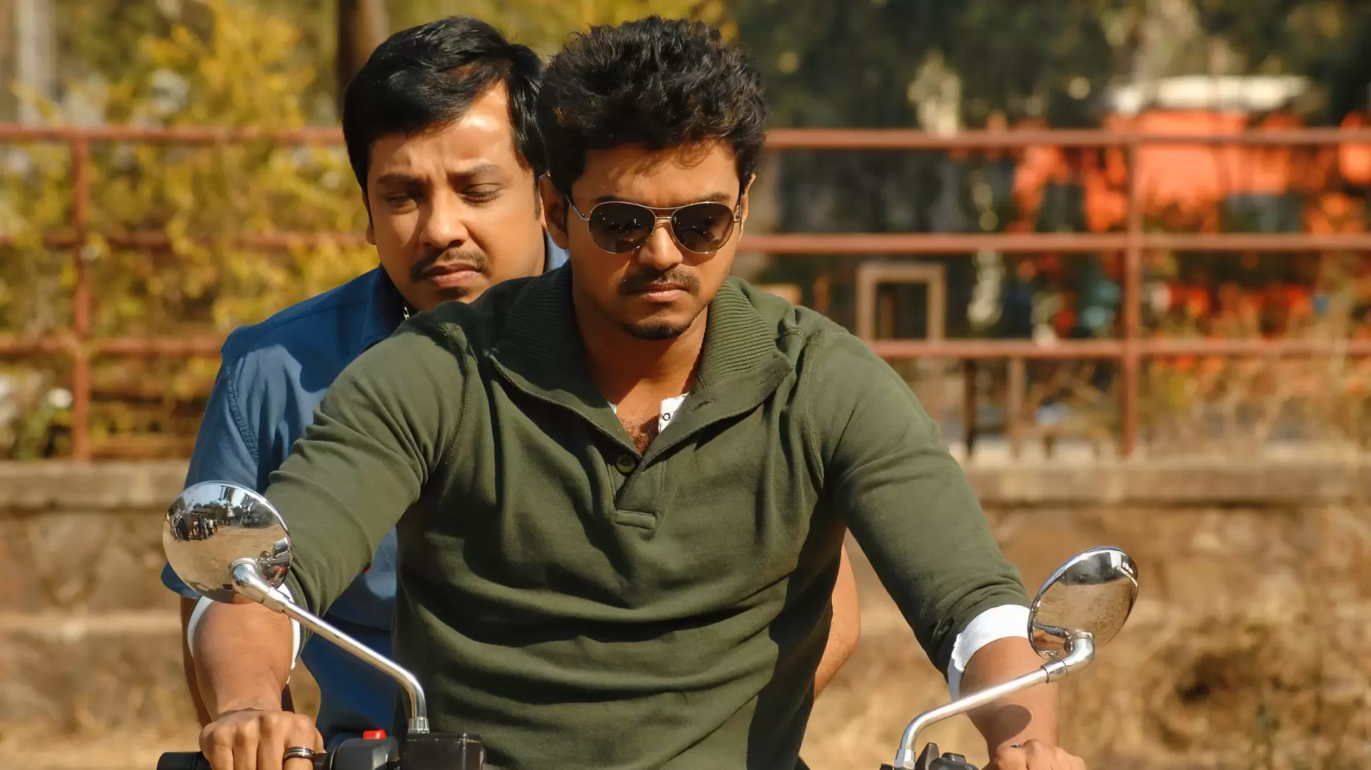 دانلود فیلم Thuppakki 2012