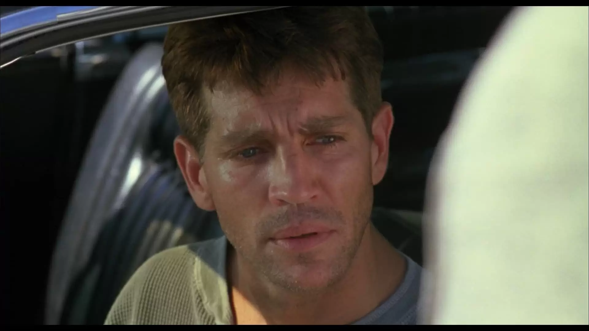 دانلود فیلم Love Is a Gun 1994