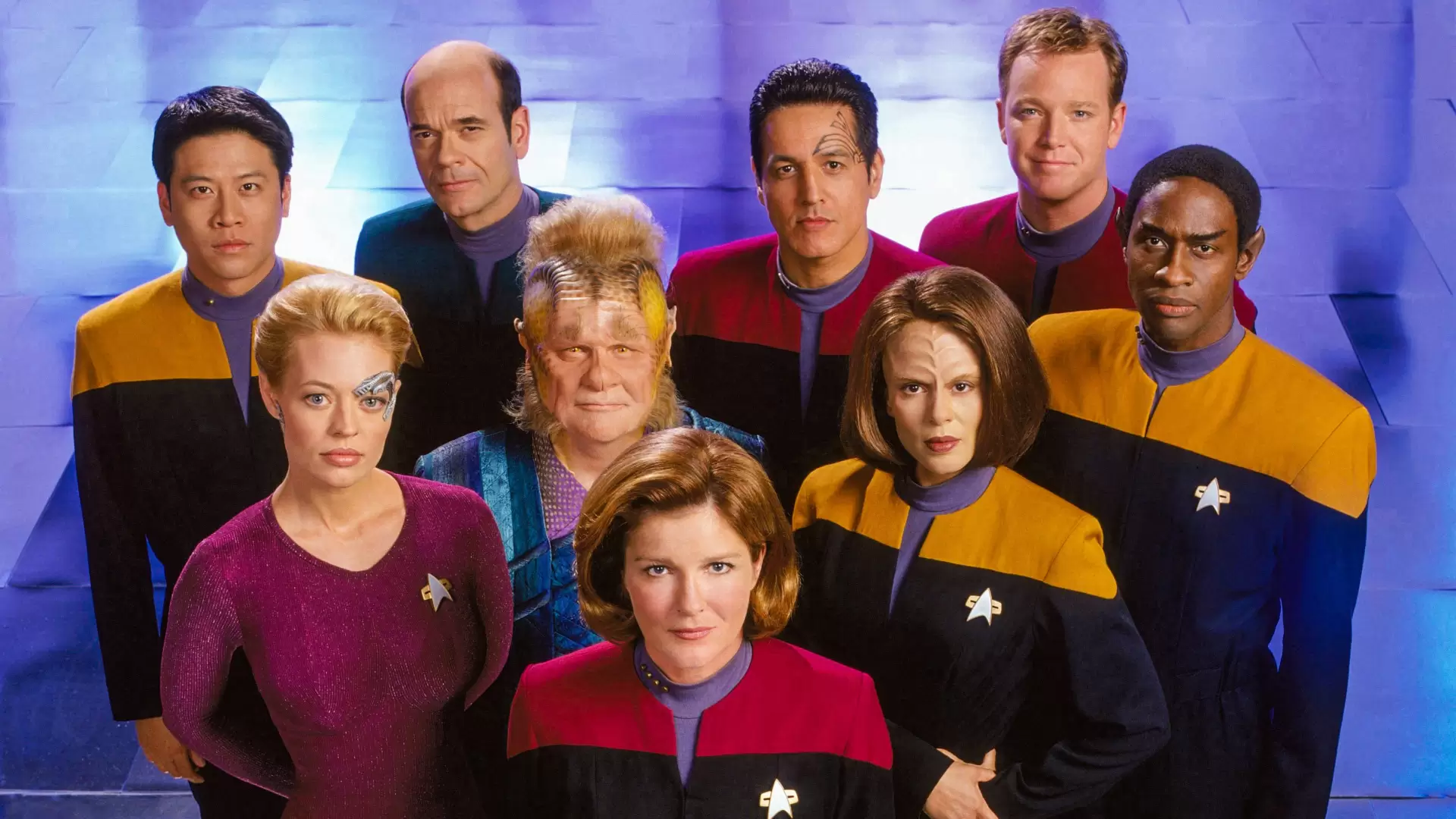 دانلود سریال Star Trek: Voyager 1995 با زیرنویس فارسی