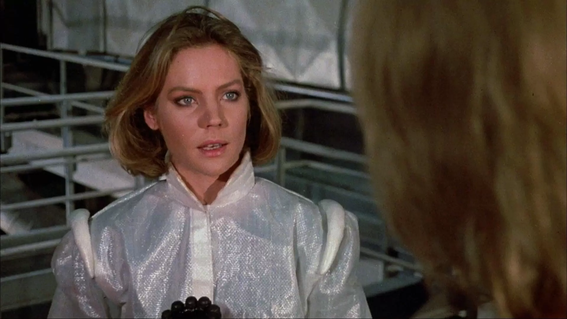 دانلود فیلم Yor, the Hunter from the Future 1983