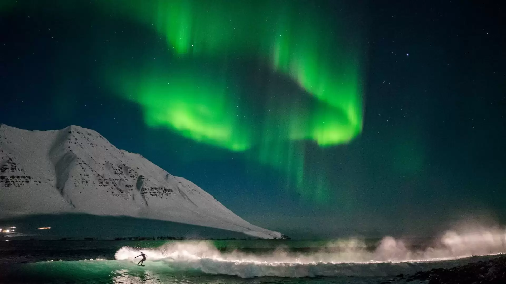 دانلود مستند Under an Arctic Sky 2017