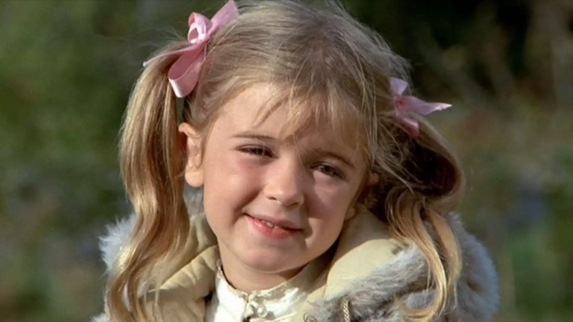 دانلود فیلم Savannah Smiles 1982