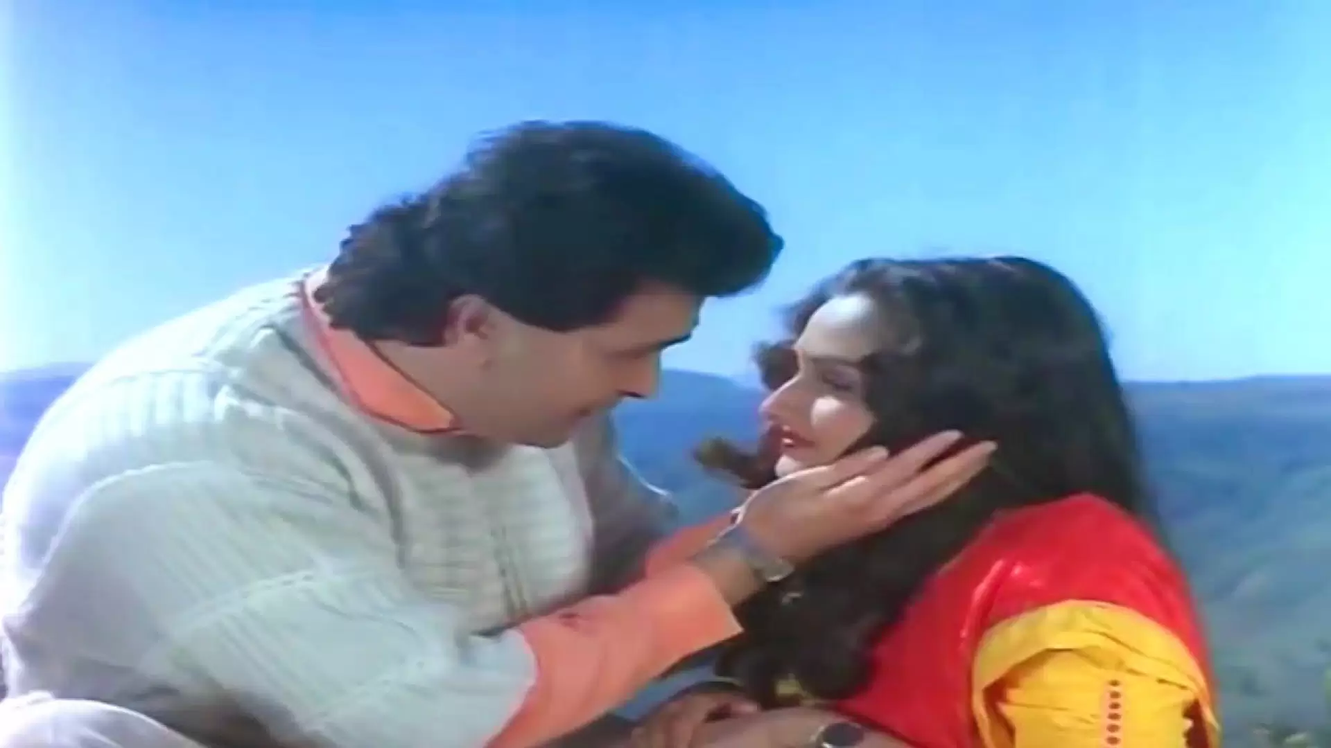 دانلود فیلم Paraya Ghar 1989