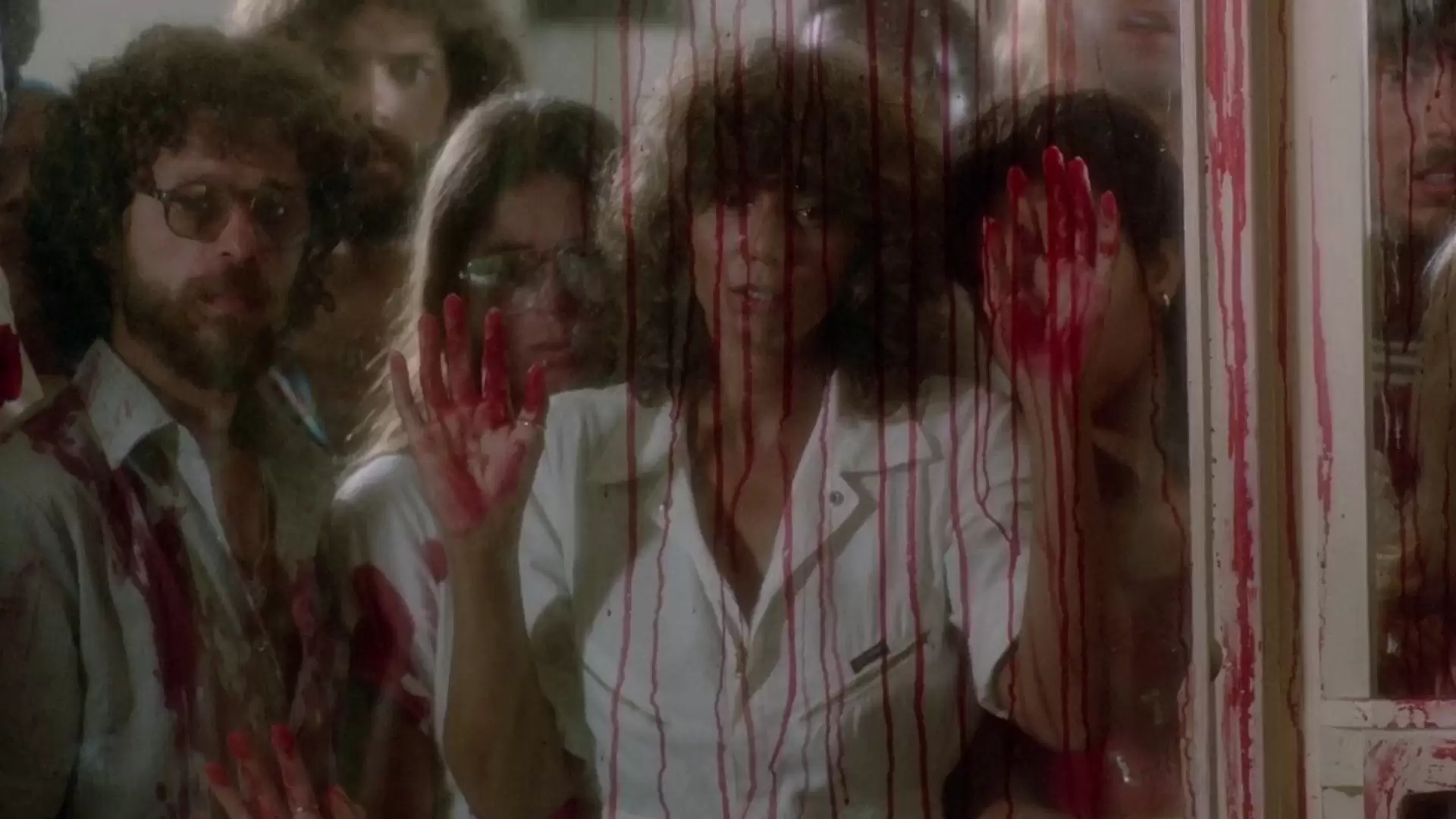 دانلود فیلم Piranha Part Two: The Spawning 1981 (پیرانا ۲: تخم‌ریزی)