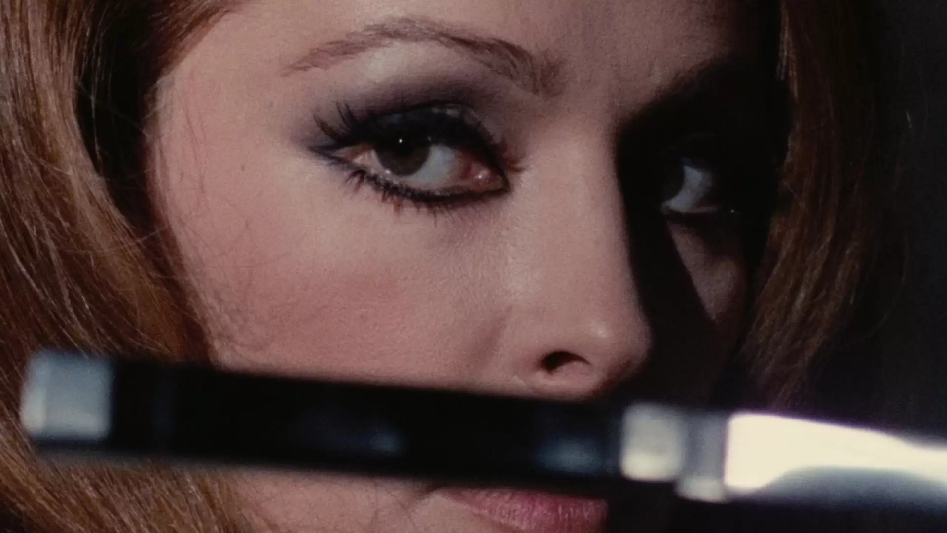 دانلود فیلم Death Walks on High Heels 1971