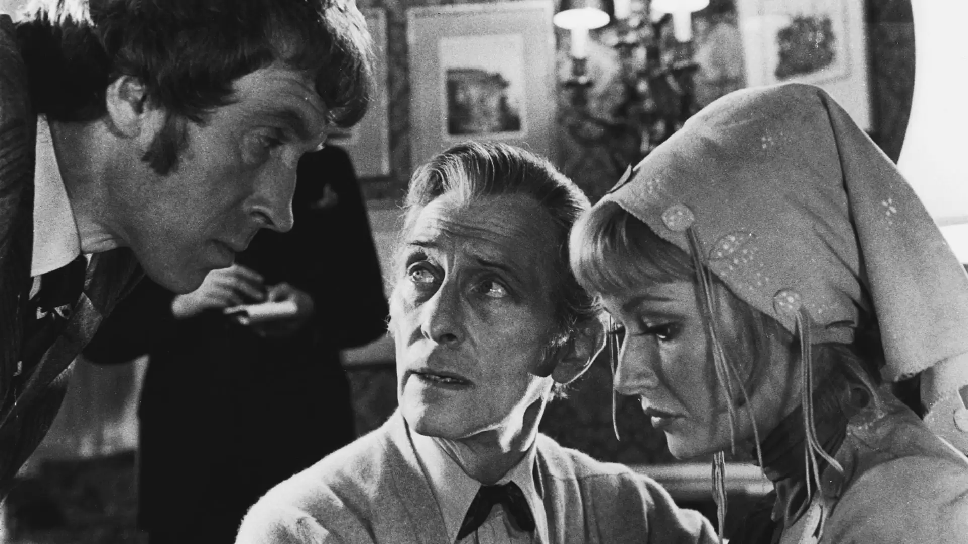 دانلود فیلم Dracula A.D. 1972 (دراکولا بعد از میلاد مسیح)