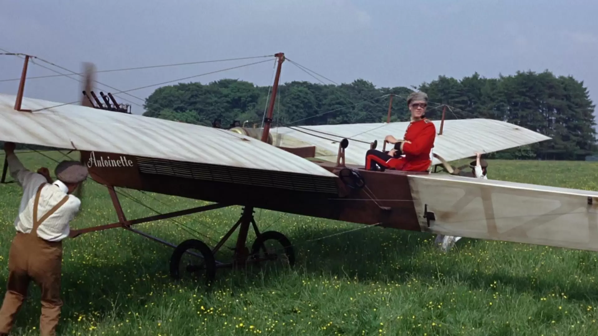 دانلود فیلم Those Magnificent Men in Their Flying Machines or How I Flew from London to Paris in 25 hours 11 minutes 1965 (مردان پرابهت در طیاره‌های پرسرعت)