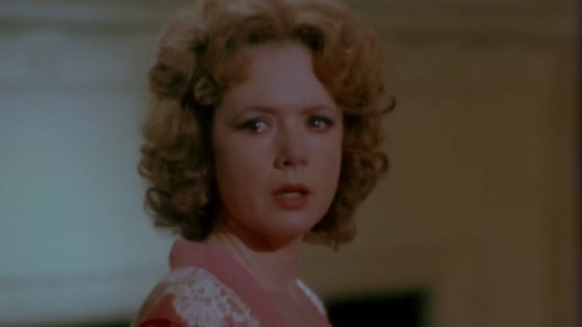 دانلود فیلم Ruby 1977 (یاقوت سرخ)