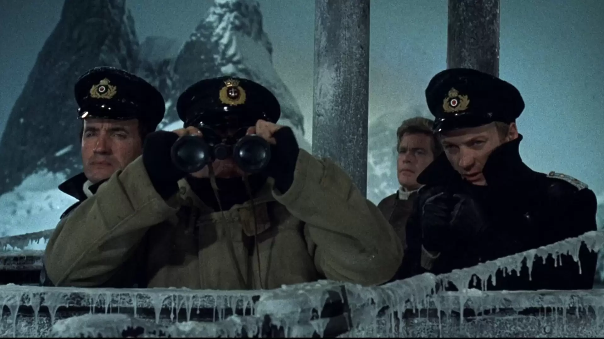 دانلود فیلم The Land That Time Forgot 1974