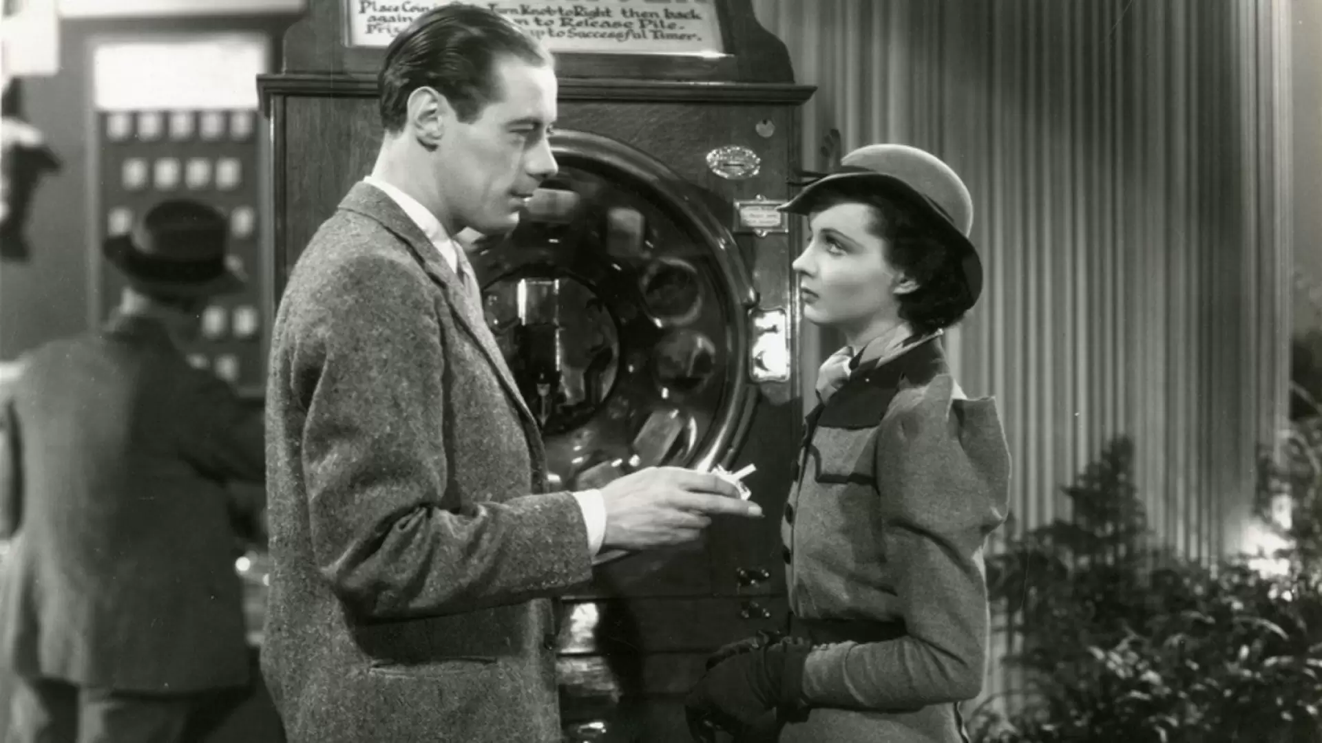دانلود فیلم Storm in a Teacup 1937