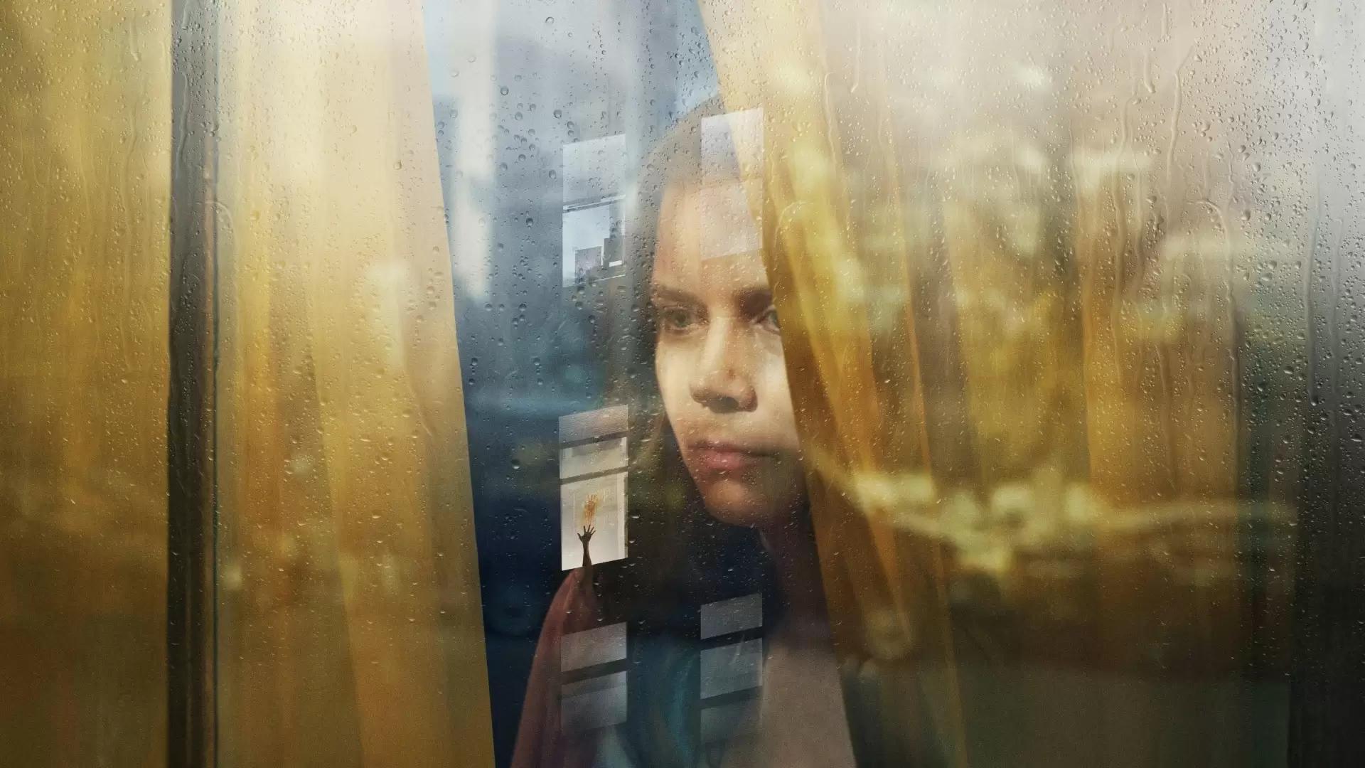 دانلود فیلم The Woman in the Window 2021 (زن پشت پنجره) با زیرنویس فارسی و تماشای آنلاین