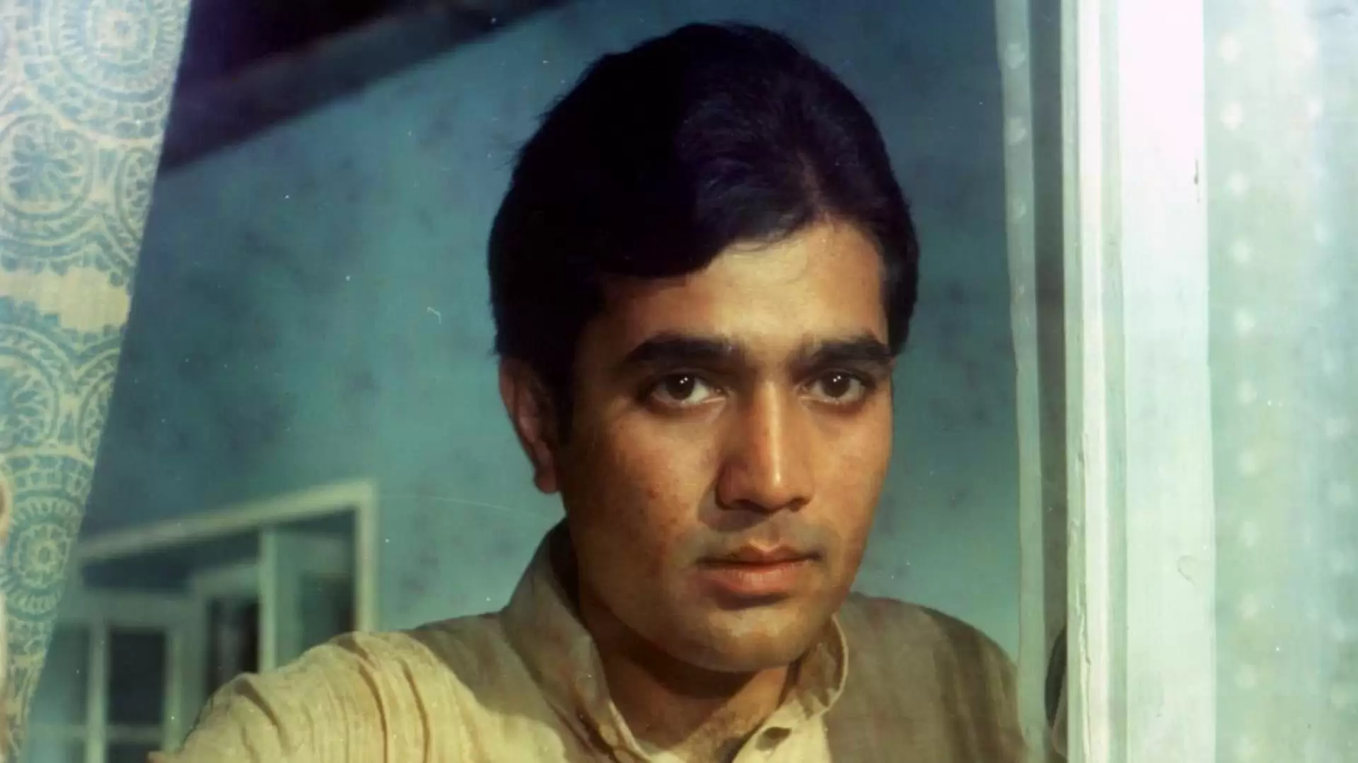 دانلود فیلم Anand 1971 (آناند) با زیرنویس فارسی