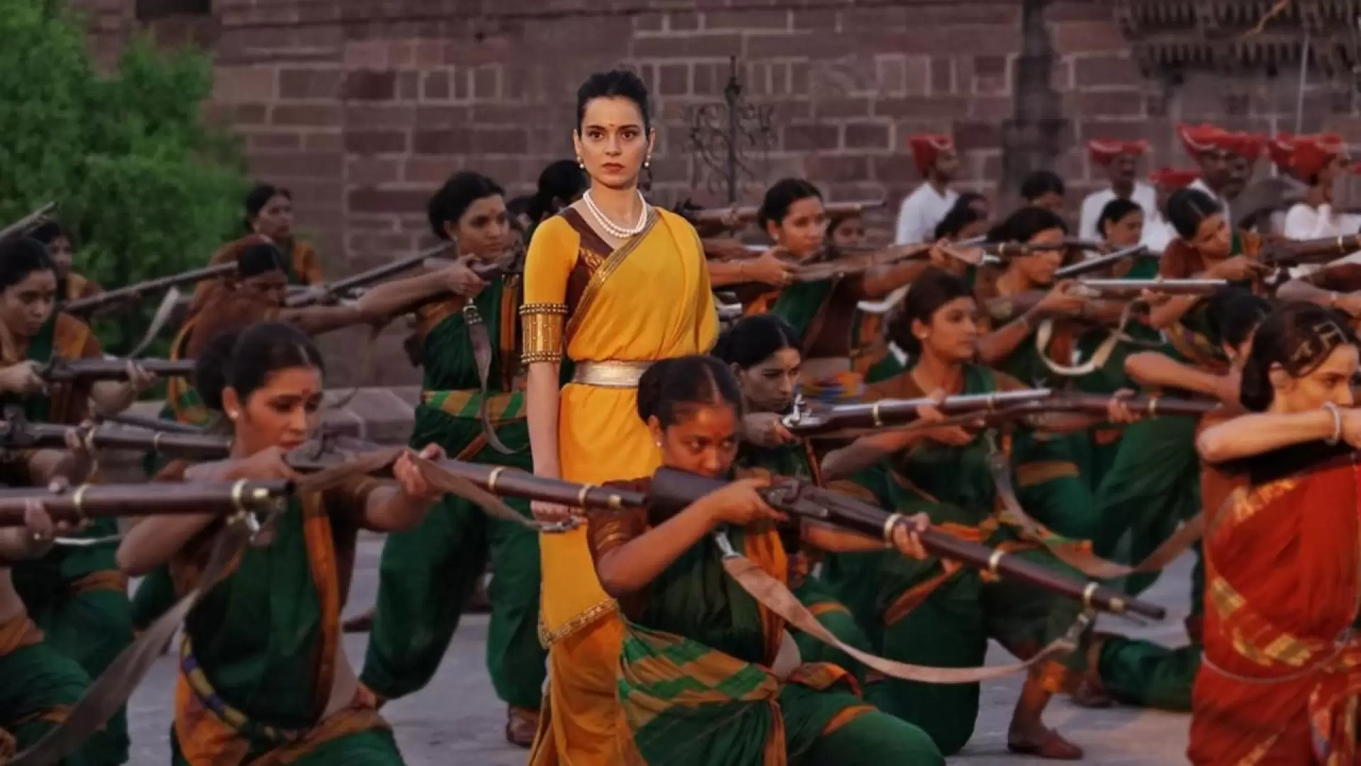 دانلود فیلم Manikarnika: The Queen of Jhansi 2019 (مانیکارنیکا ملکه جهانسی) با زیرنویس فارسی