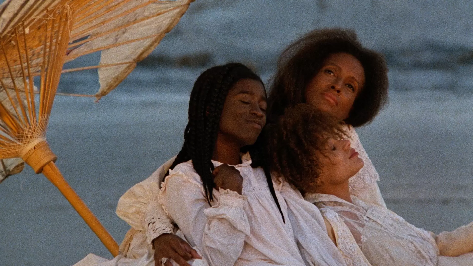 دانلود فیلم Daughters of the Dust 1991 (دختران گرد و غبار)