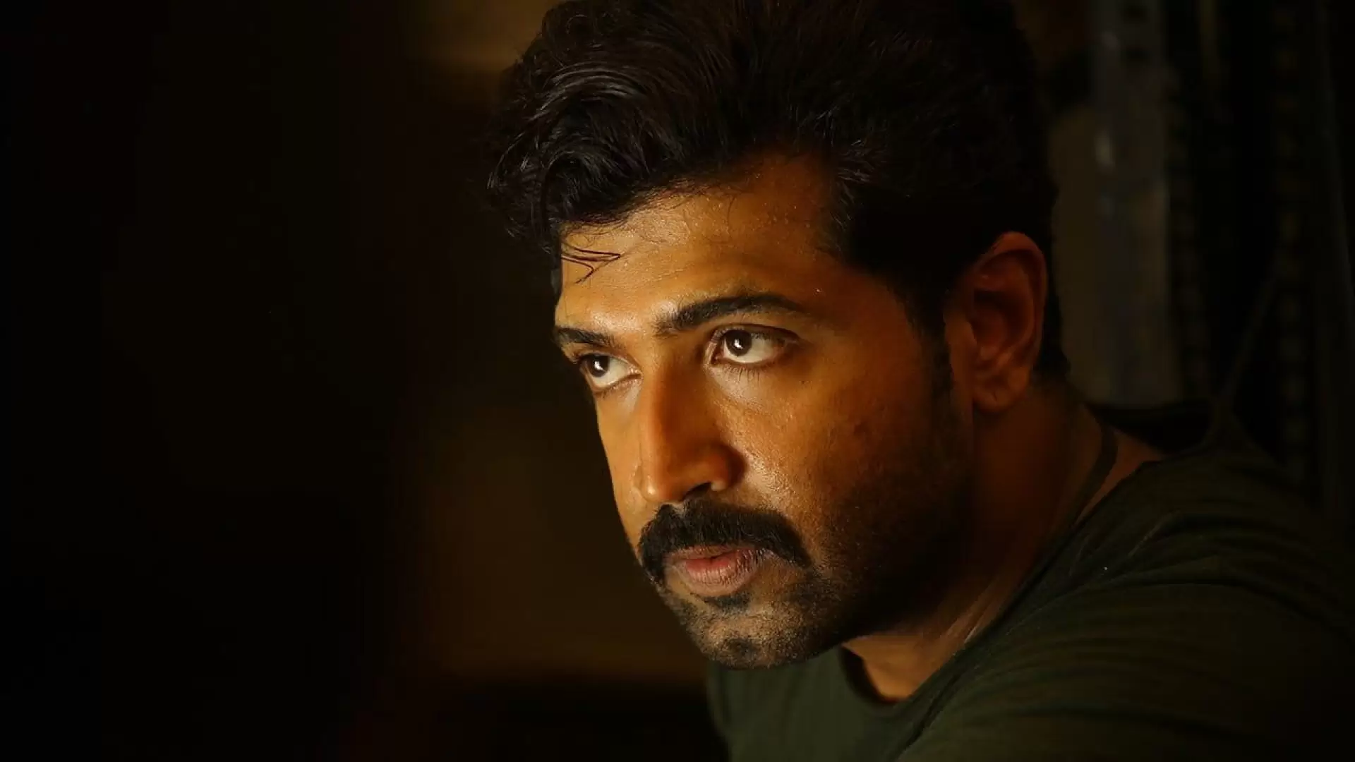 دانلود فیلم Thadam 2019 (ردپا)