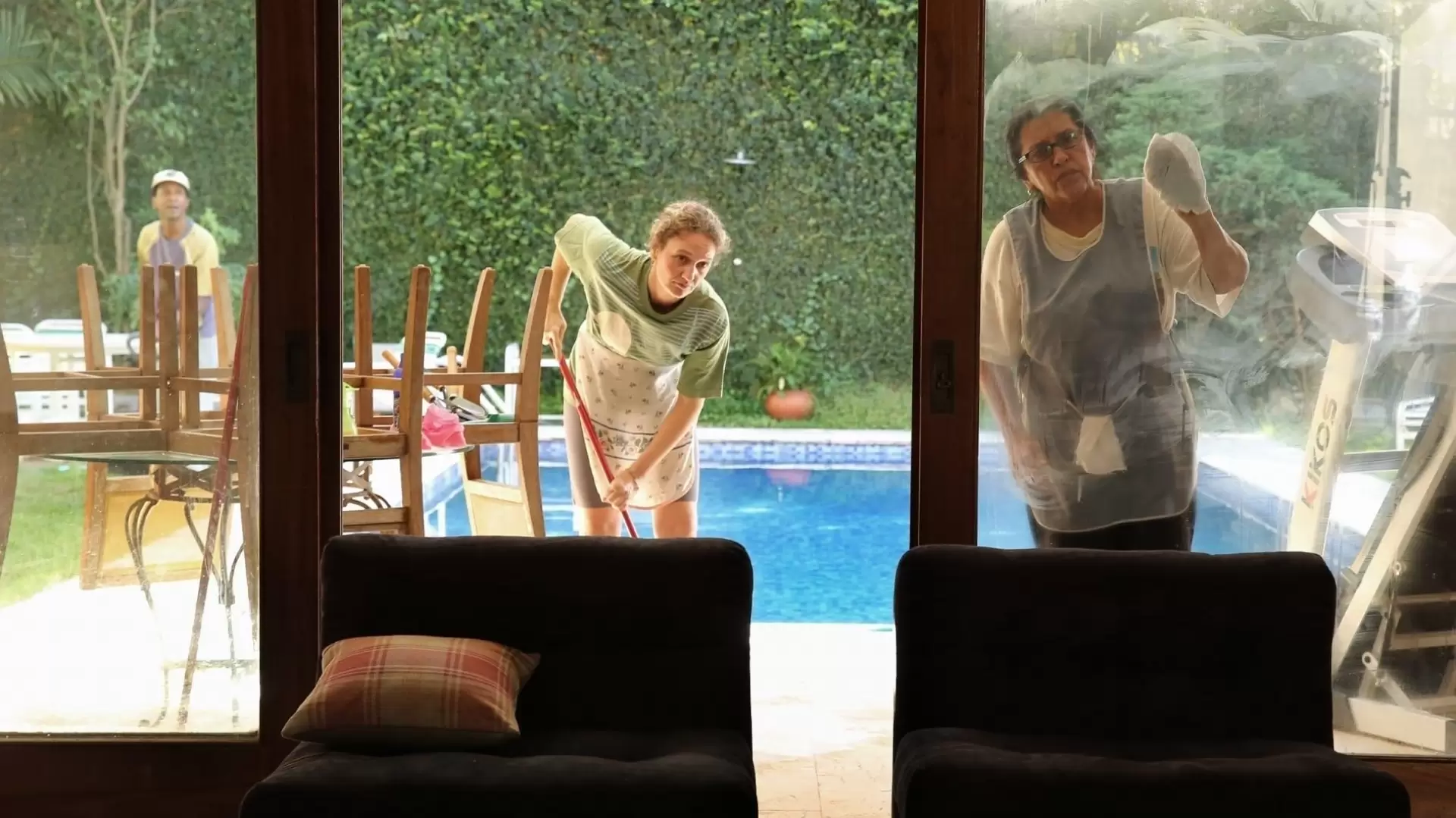 دانلود فیلم The Second Mother 2015 با زیرنویس فارسی و تماشای آنلاین
