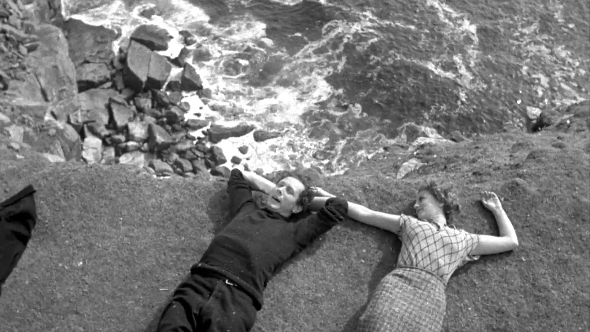 دانلود فیلم The Edge of the World 1937