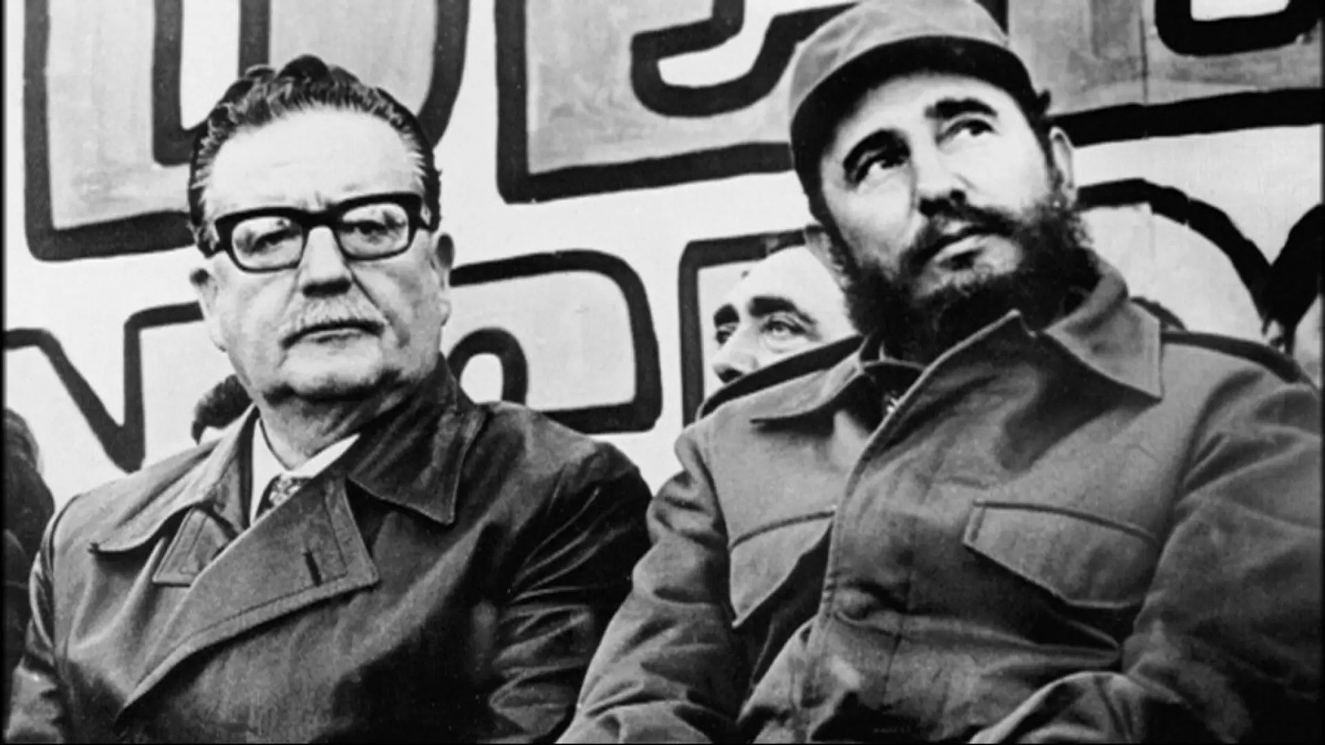 دانلود مستند Salvador Allende 2004 (سالوادور آلنده) با زیرنویس فارسی و تماشای آنلاین