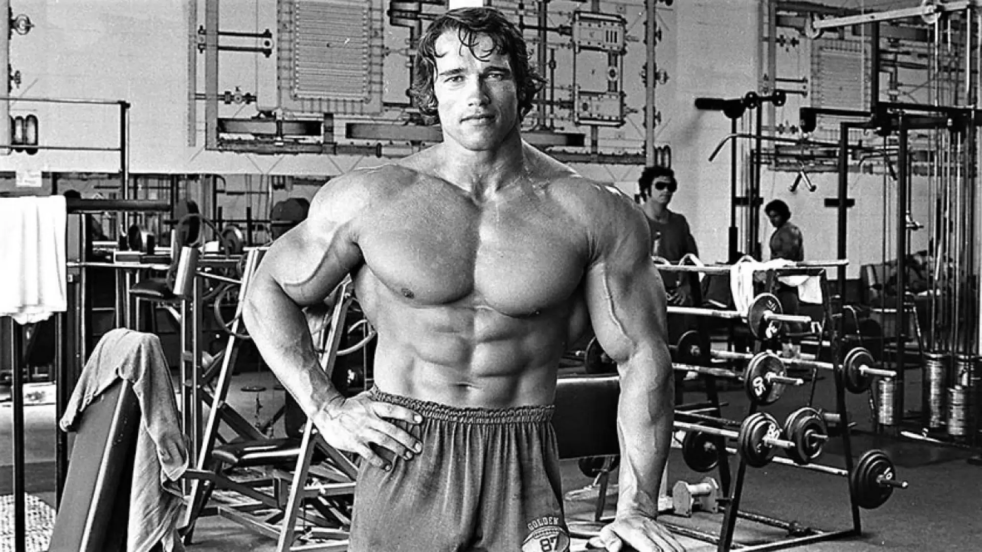 دانلود مستند Pumping Iron 1977 (تپش آهن) با زیرنویس فارسی و تماشای آنلاین