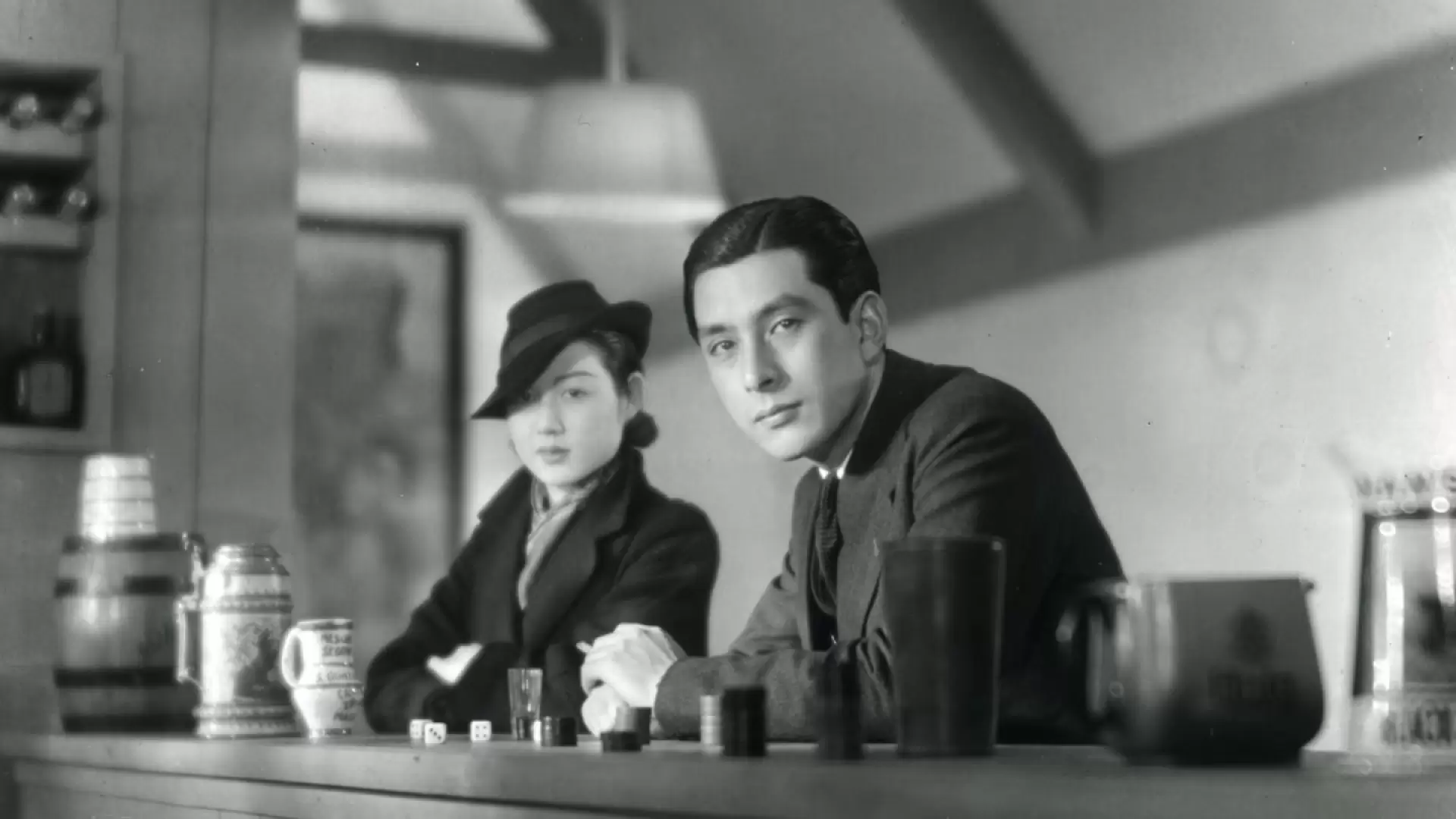 دانلود فیلم Shukujo wa nani o wasureta ka 1937 با زیرنویس فارسی