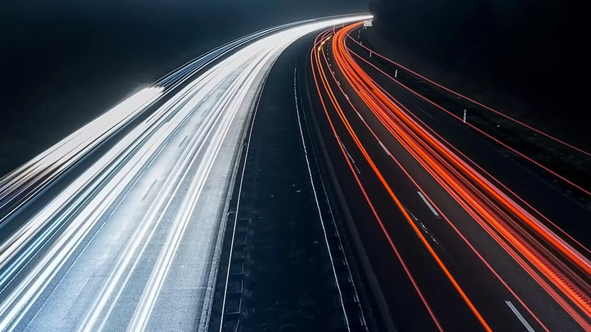 دانلود مستند APEX: The Secret Race Across America 2019