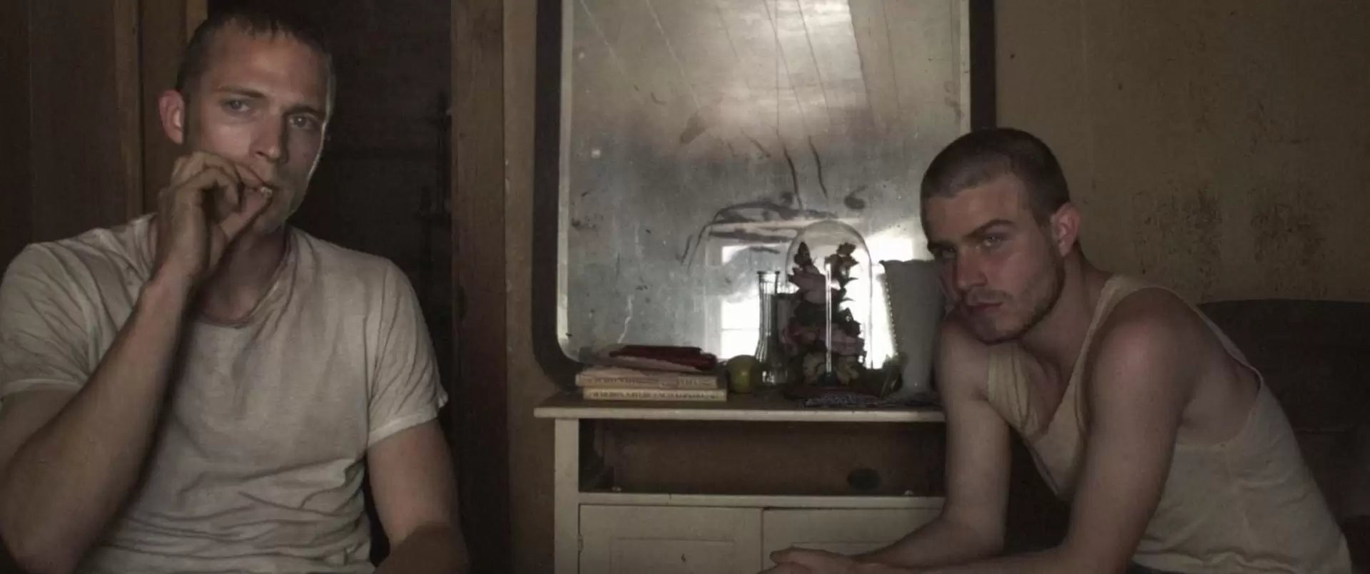 دانلود فیلم Two Gates of Sleep 2010