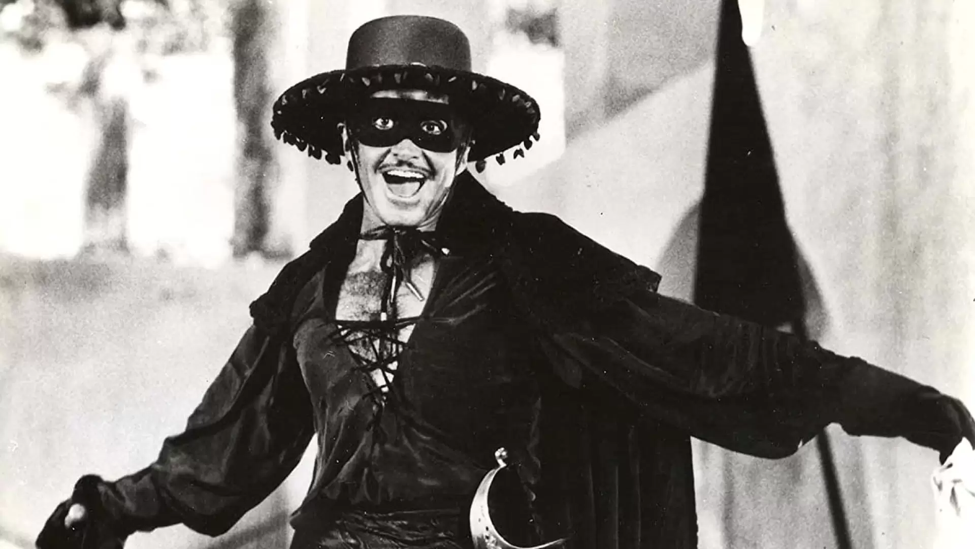 دانلود فیلم Zorro: The Gay Blade 1981