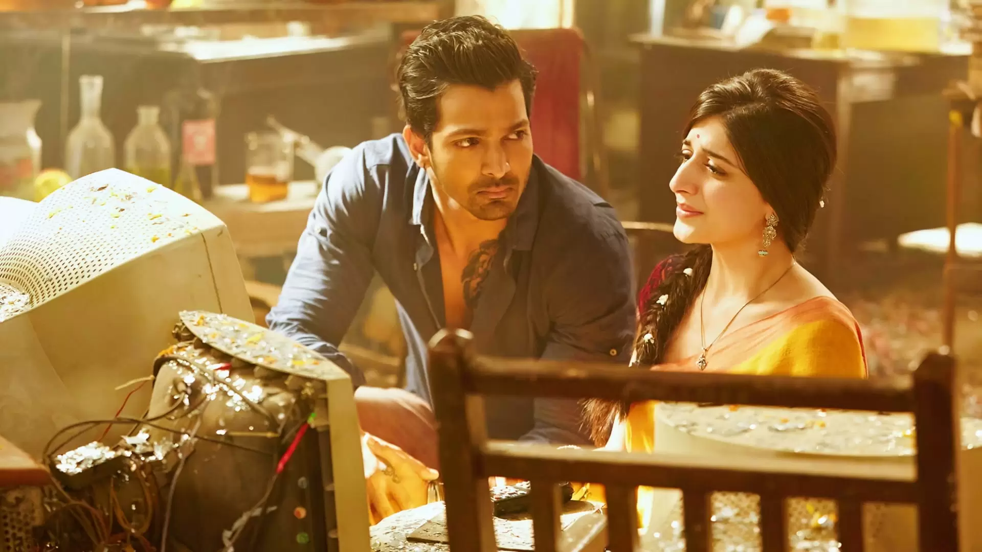 دانلود فیلم Sanam Teri Kasam 2016 با زیرنویس فارسی