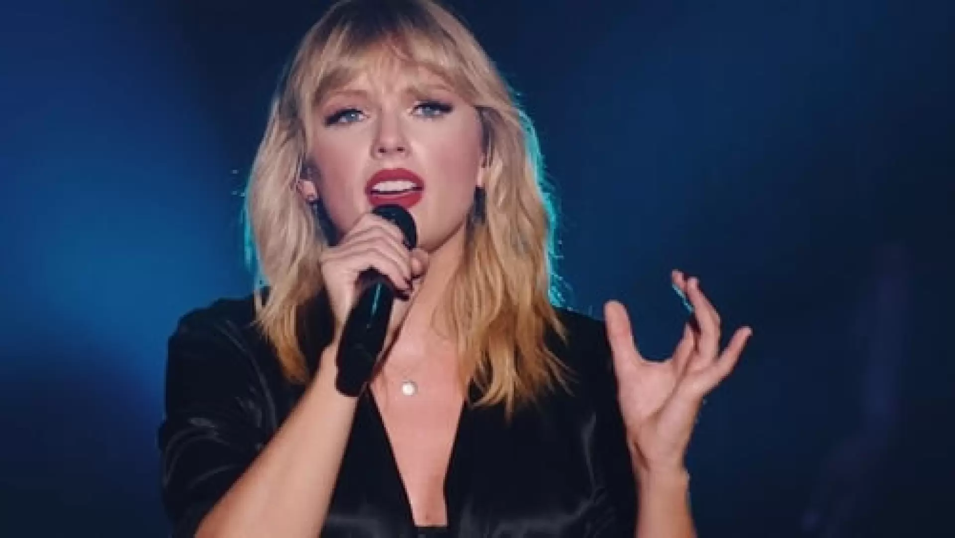 دانلود مستند Taylor Swift: City of Lover Concert 2020 (کنسرت تیلور سویفت: شهر عاشق) با زیرنویس فارسی و تماشای آنلاین