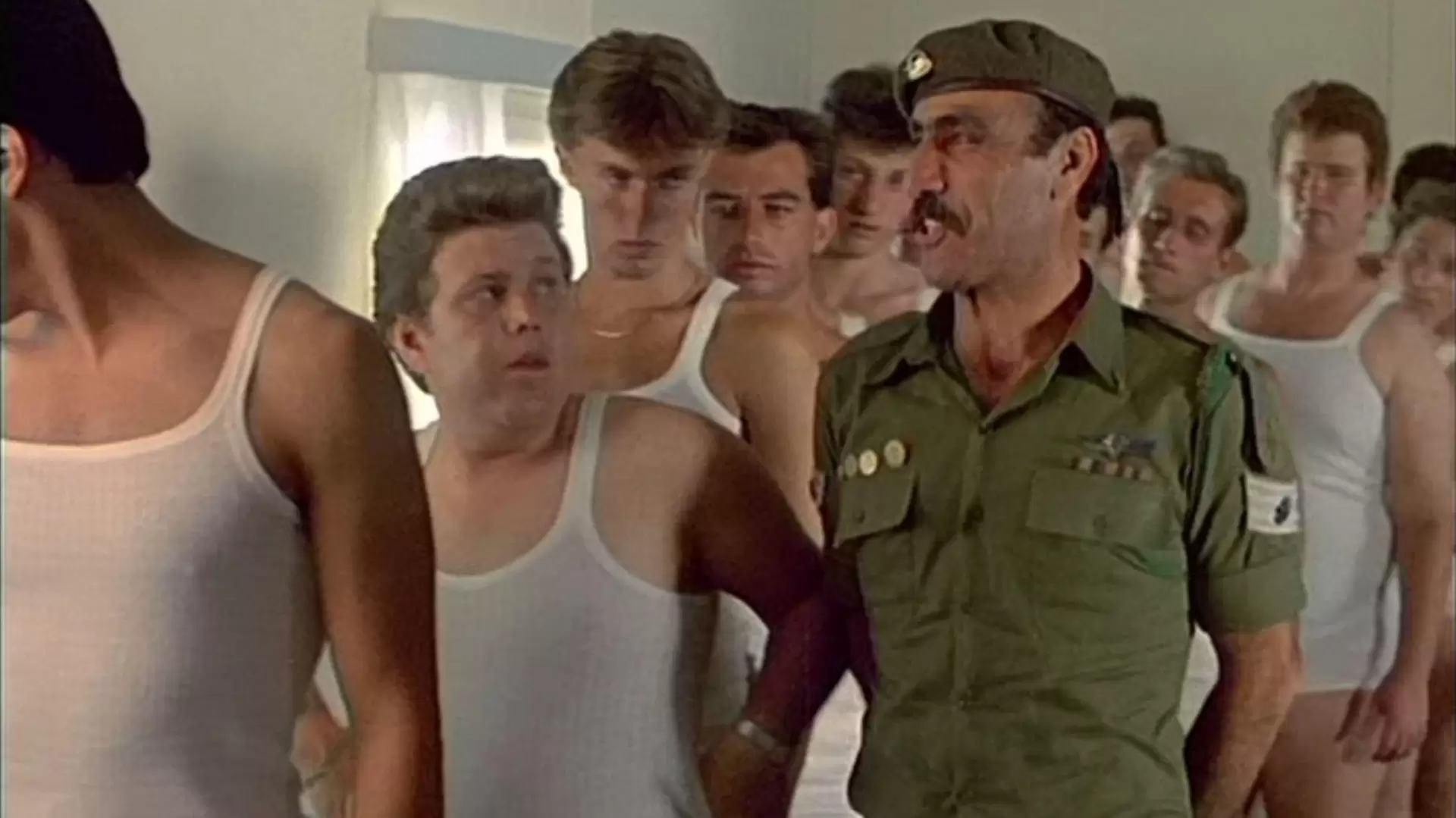 دانلود فیلم Private Manoeuvres 1983 (مانورهای خصوصی)