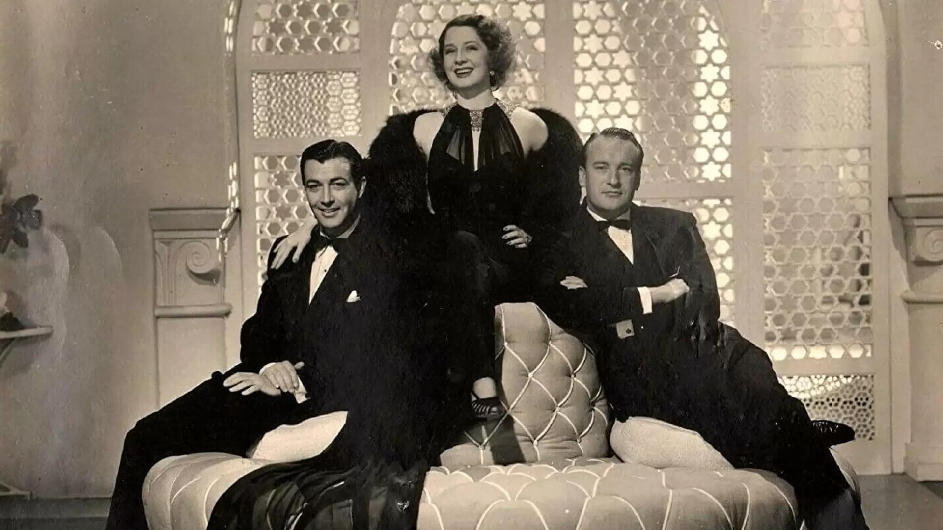 دانلود فیلم Her Cardboard Lover 1942