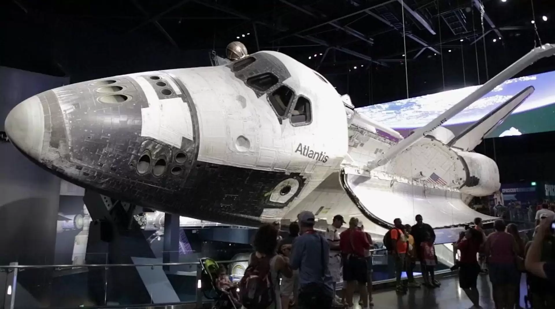 دانلود مستند The Space Shuttle: Flying for Me 2015 (شاتل فضایی: پرواز برای من)