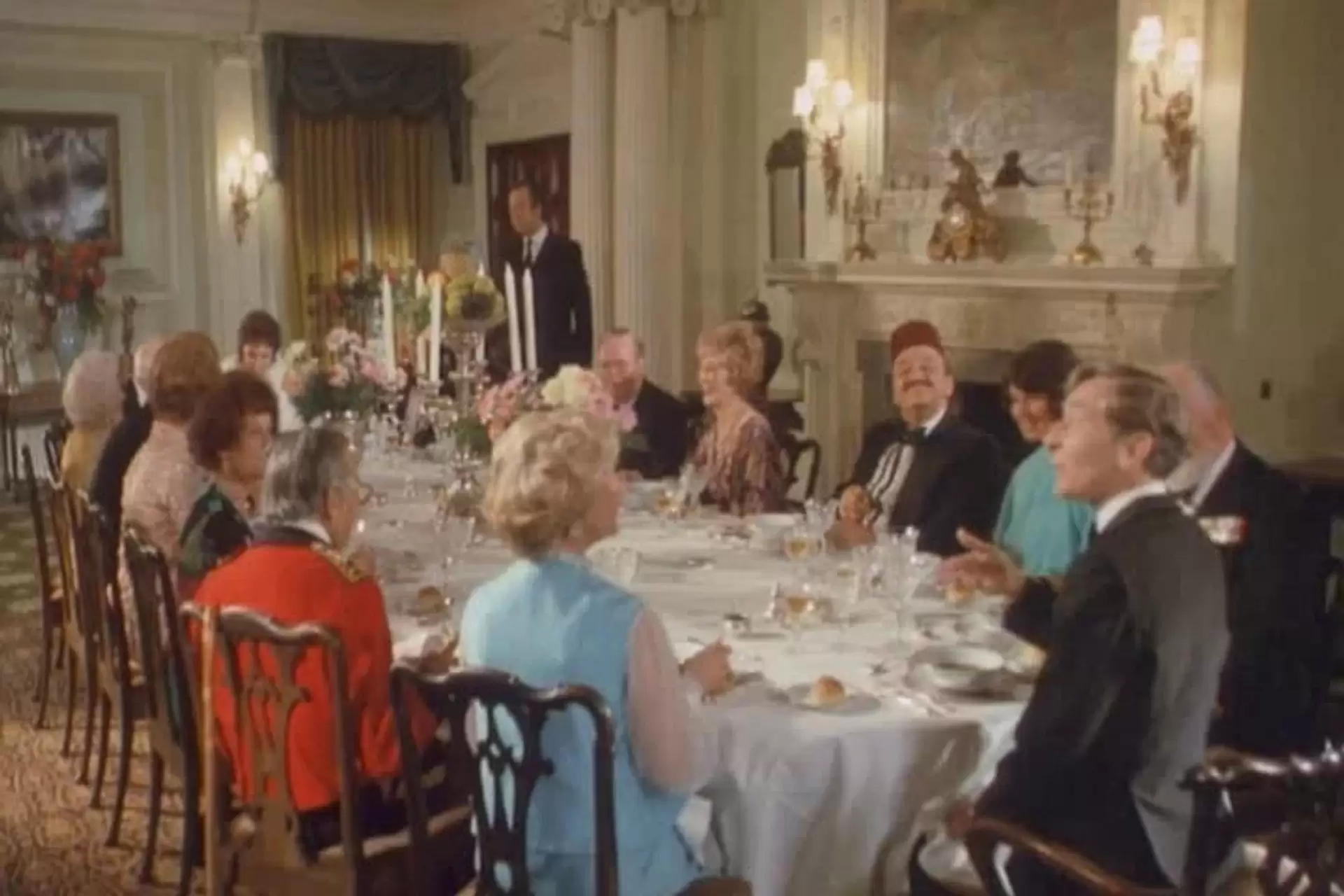 دانلود فیلم Carry on Emmannuelle 1978 (امانوئل را ادامه دهید)
