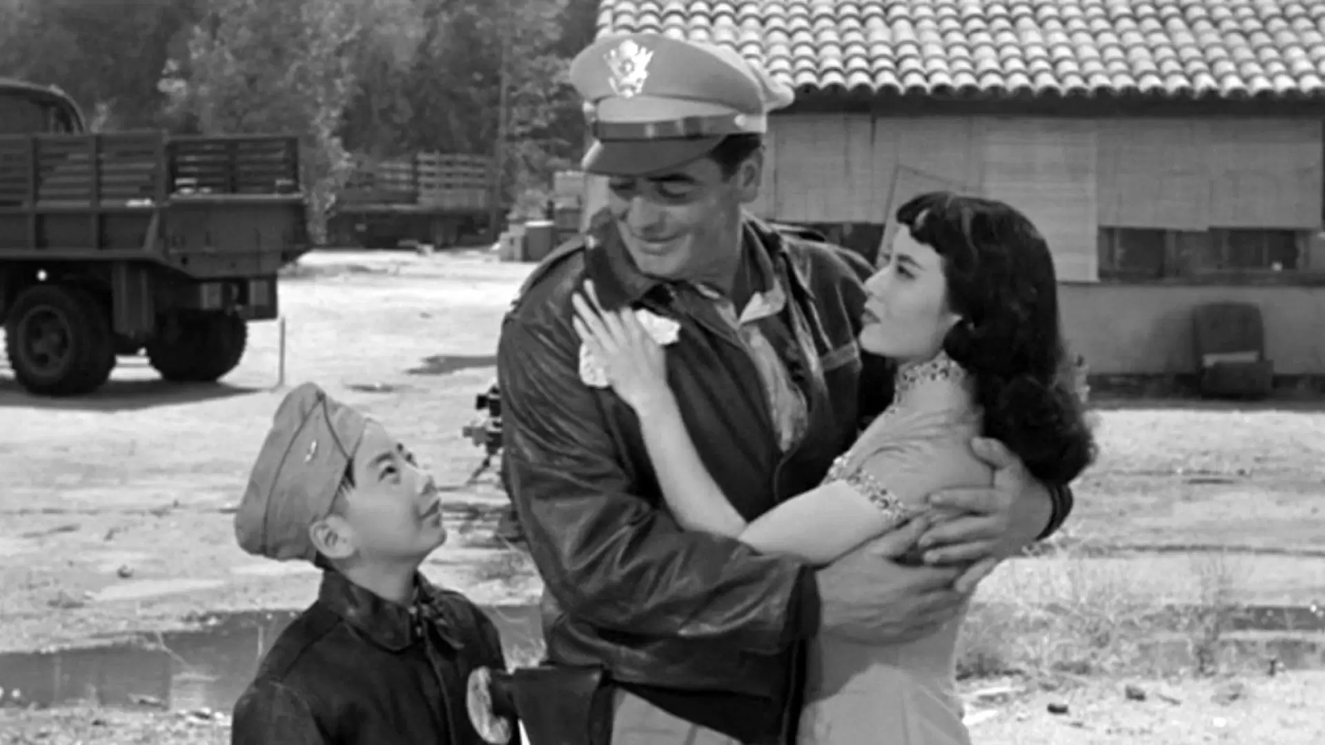 دانلود فیلم China Doll 1958 (عروسک چینی)