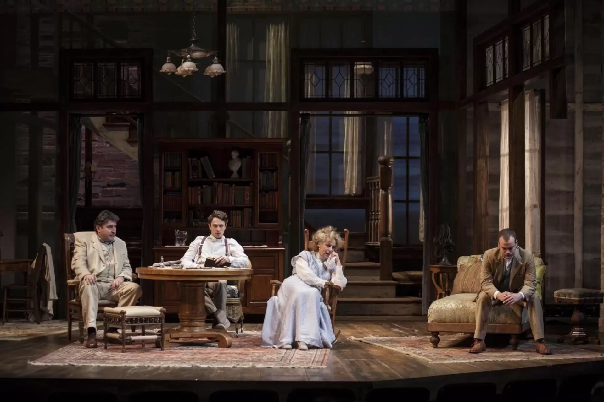 دانلود فیلم Long Day’s Journey Into Night: Live 2017 با زیرنویس فارسی