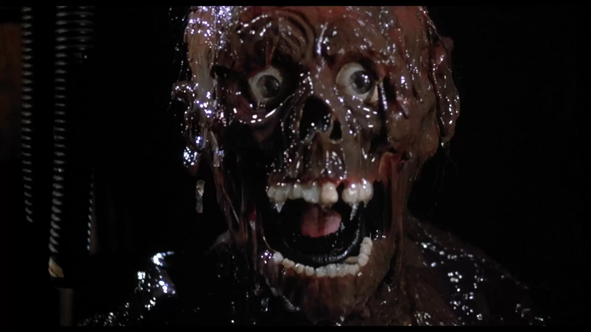 دانلود فیلم The Return of the Living Dead 1985 با زیرنویس فارسی