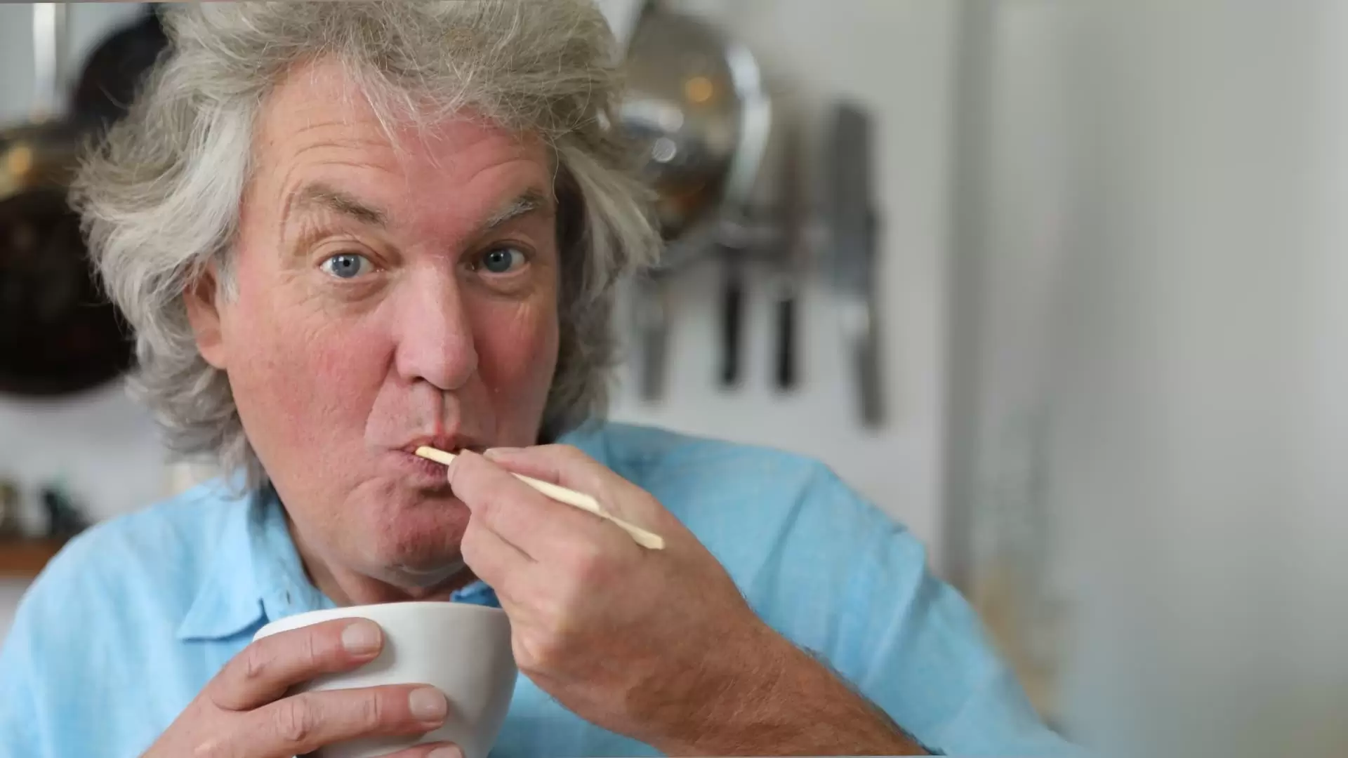 دانلود مستند James May: Oh Cook! 2020 (جیمیز می: آشپزی)