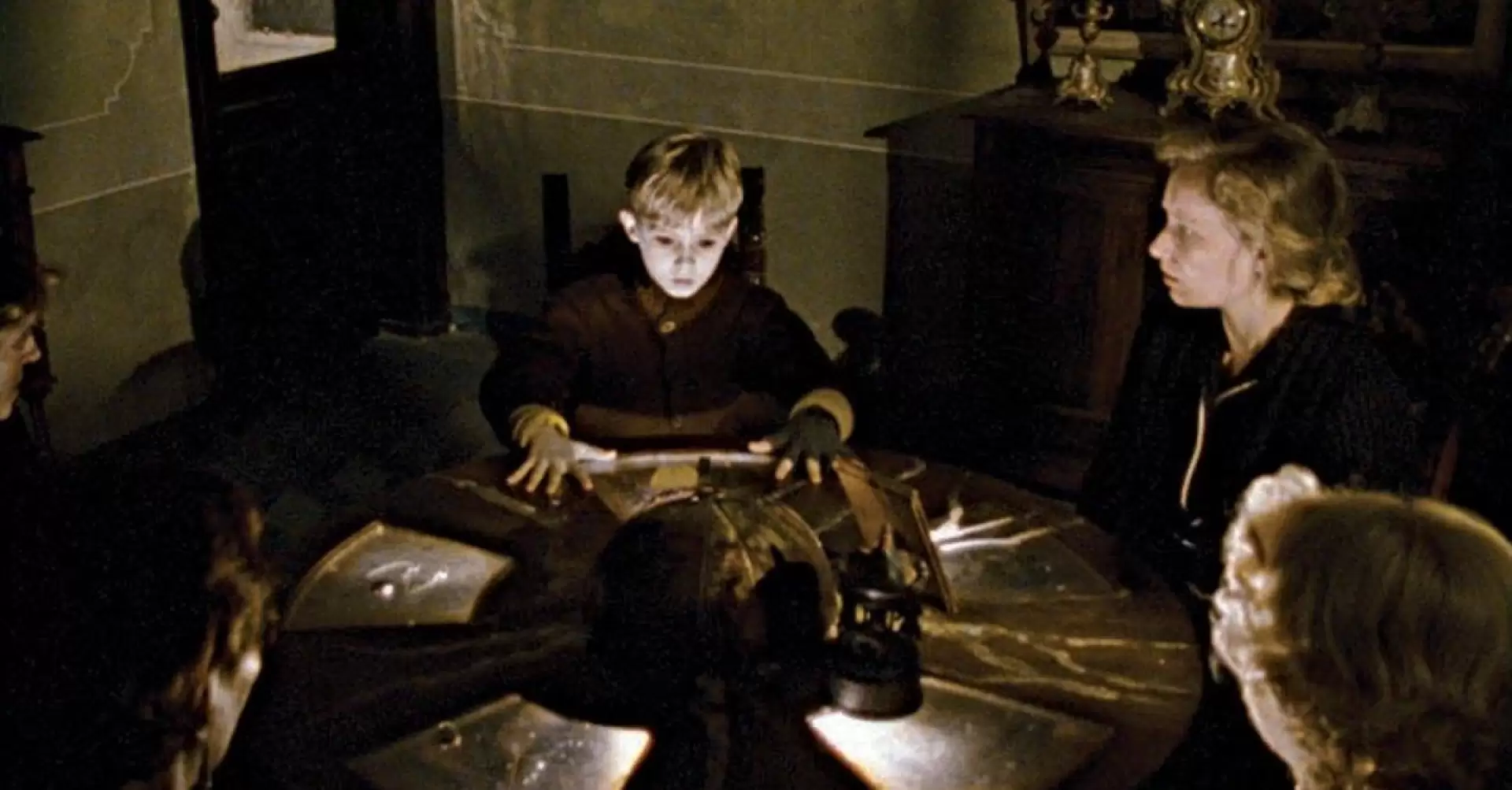 دانلود فیلم The Shadow Within 2007 (سایه درون)