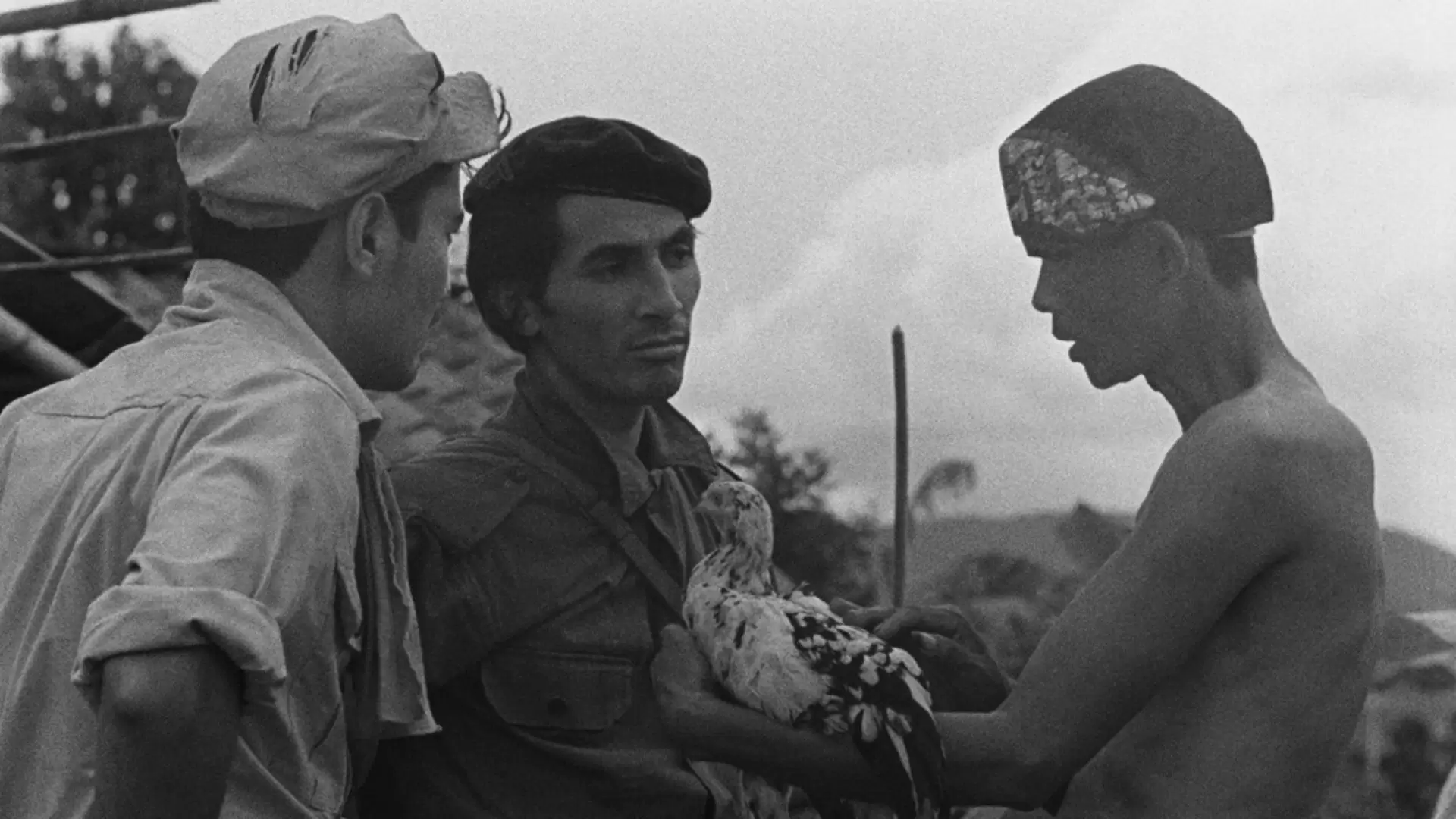 دانلود فیلم Lewat Djam Malam 1954