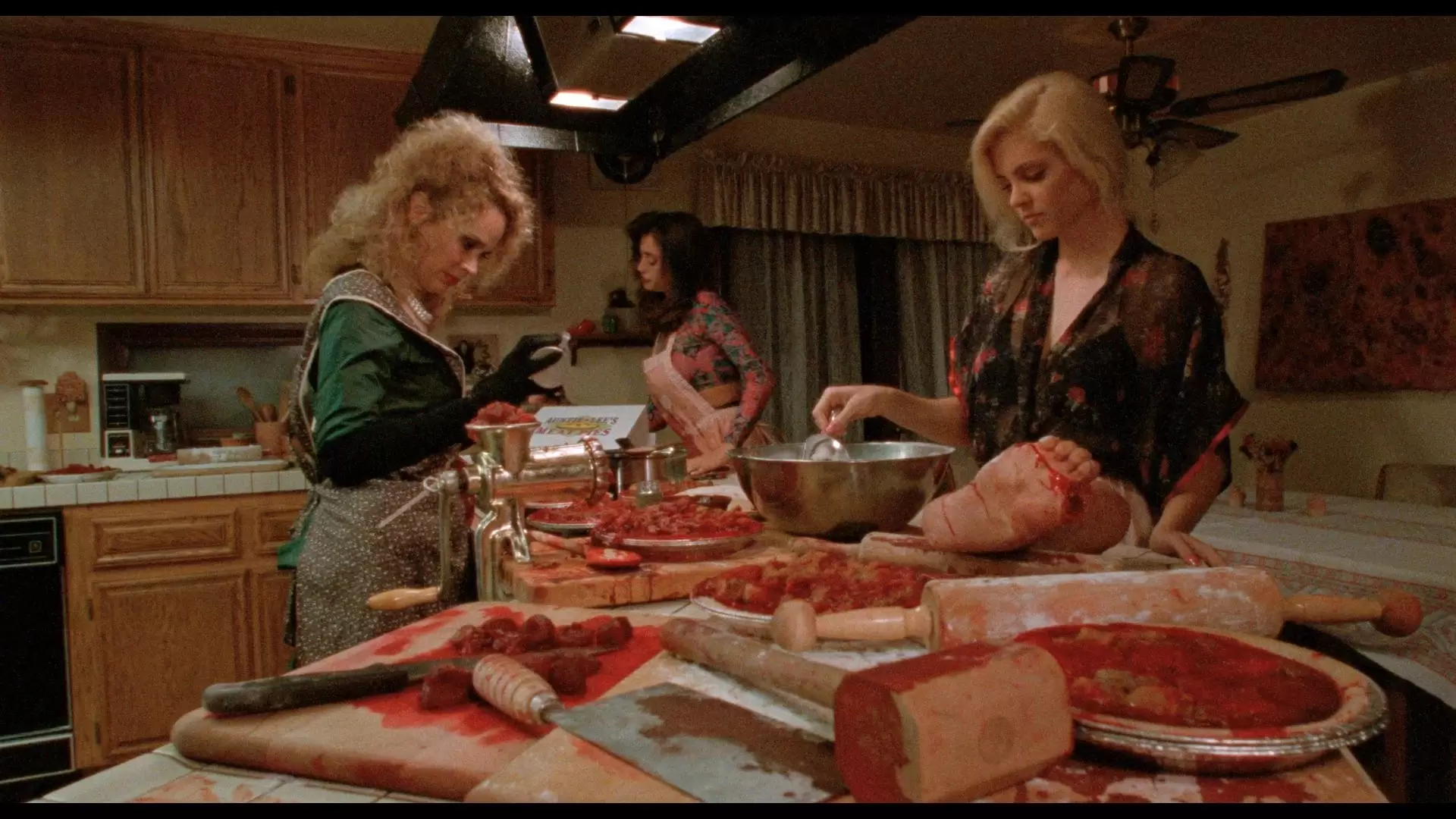دانلود فیلم Auntie Lee’s Meat Pies 1992