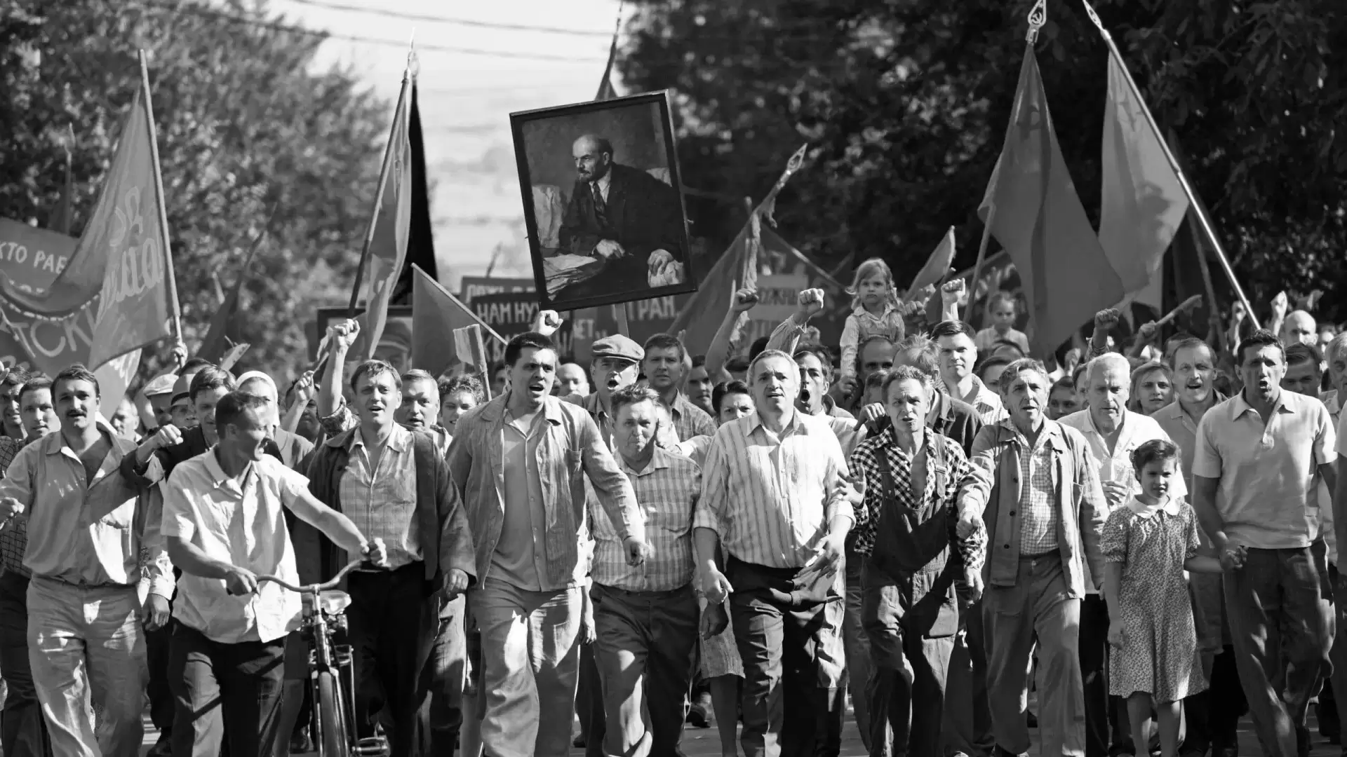 دانلود فیلم Dear Comrades 2020 (رفقای عزیز) با زیرنویس فارسی و تماشای آنلاین