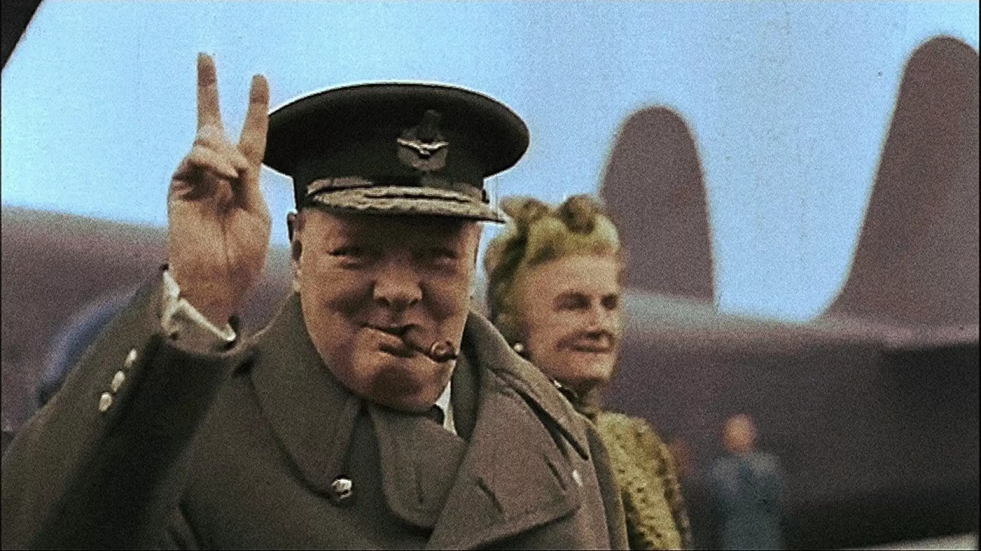 دانلود مستند Winston Churchill: A Giant in the Century 2015 (وینستون چرچیل: خون آشام قرن)