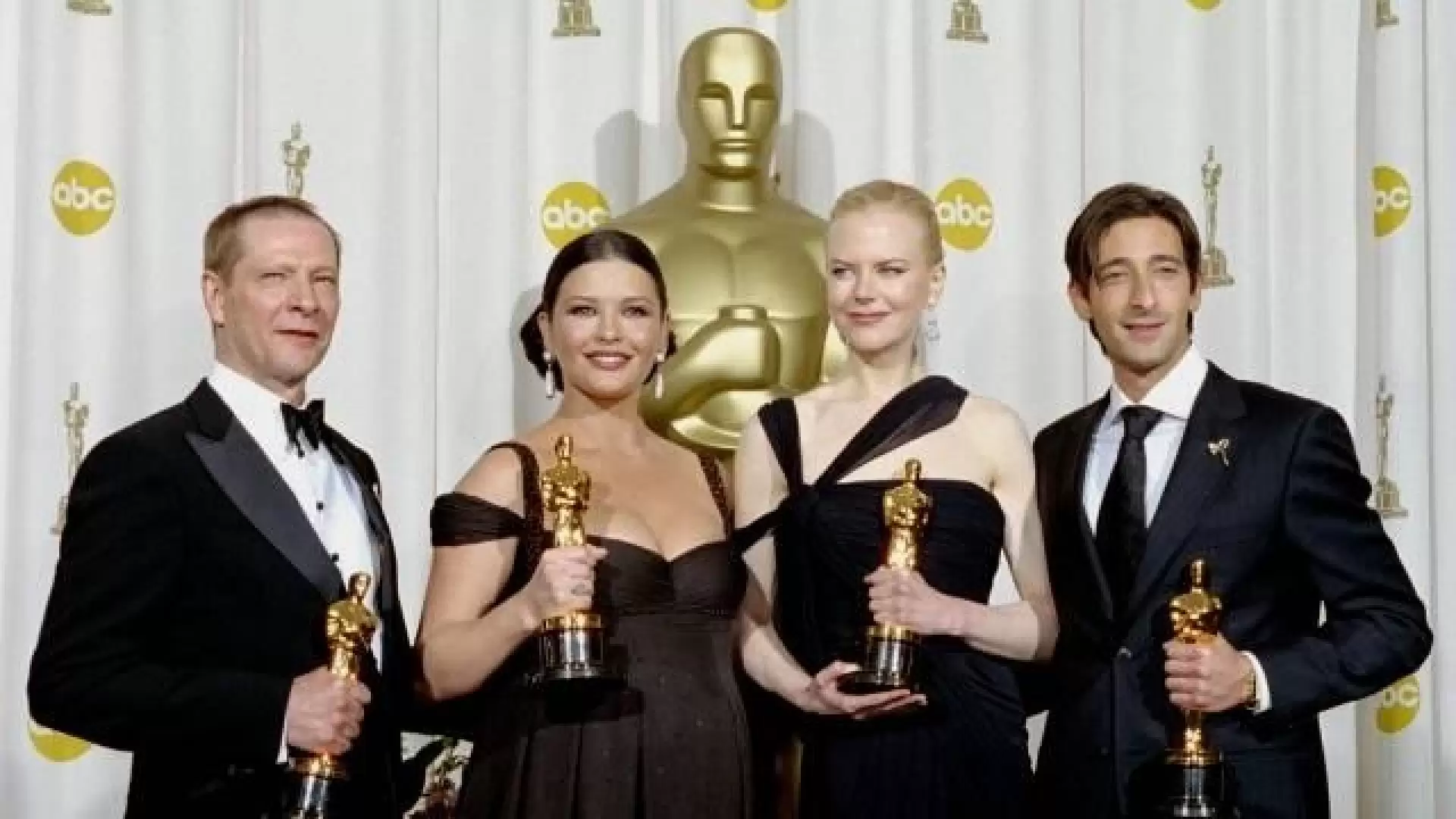 دانلود سریال The 75th Annual Academy Awards 2003 (هفتاد و پنجمین دوره جوایز سالانه اسکار)