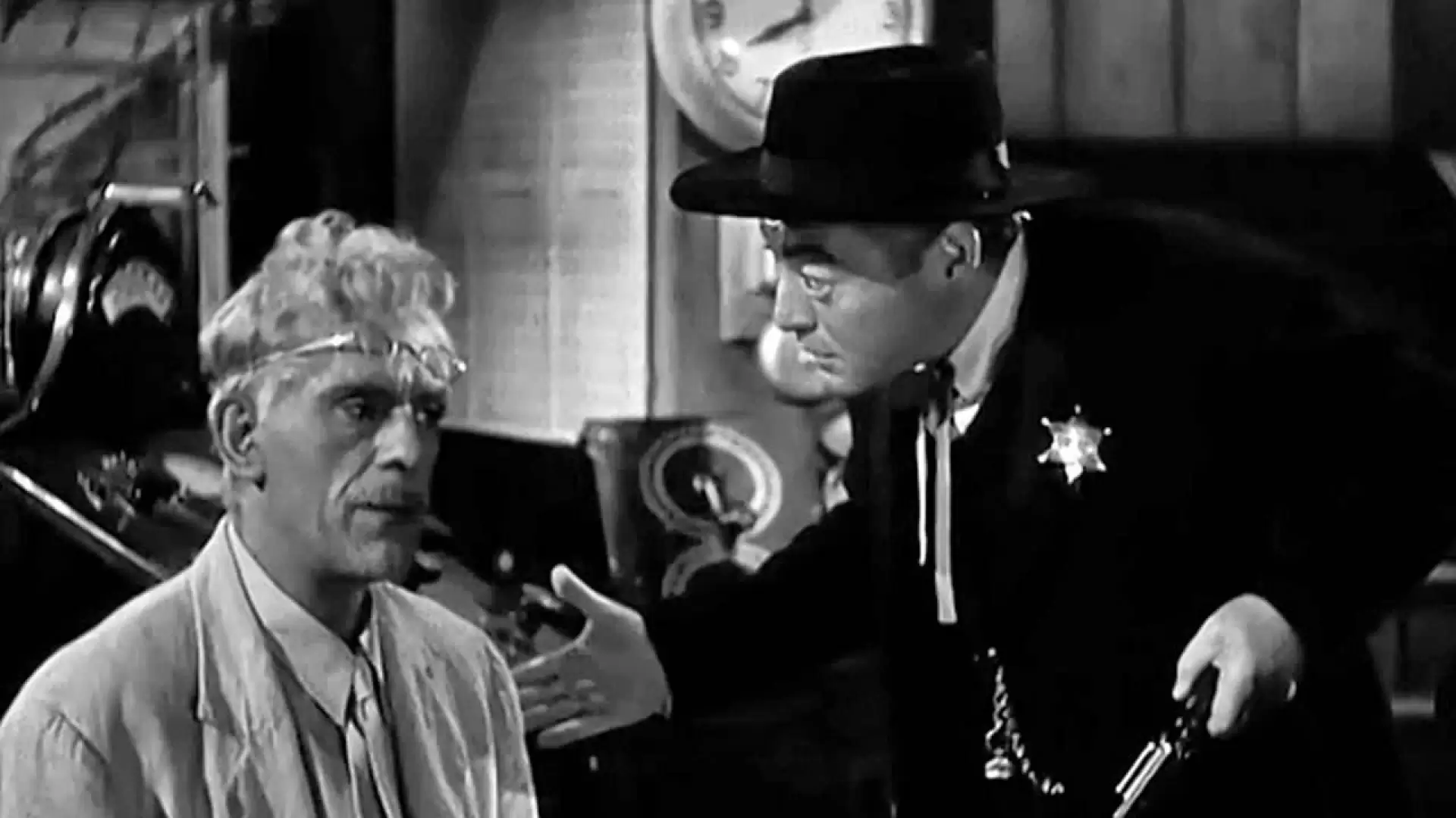 دانلود فیلم The Boogie Man Will Get You 1942 (مرد بوگی شما را خواهد گرفت)