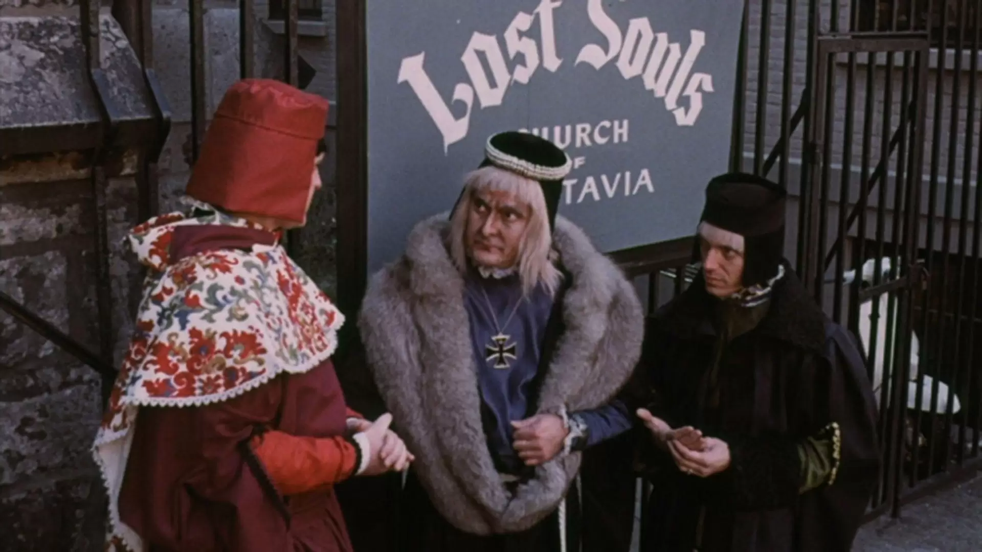 دانلود فیلم Guru, the Mad Monk 1970 (گورو ، راهب دیوانه)