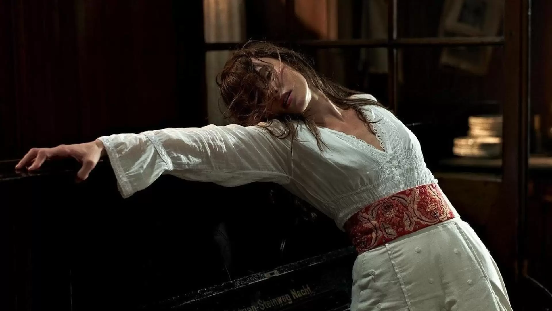 دانلود فیلم Tabu: The Soul Is a Stranger on Earth 2011 (تابو: روح در زمین غریبه است)